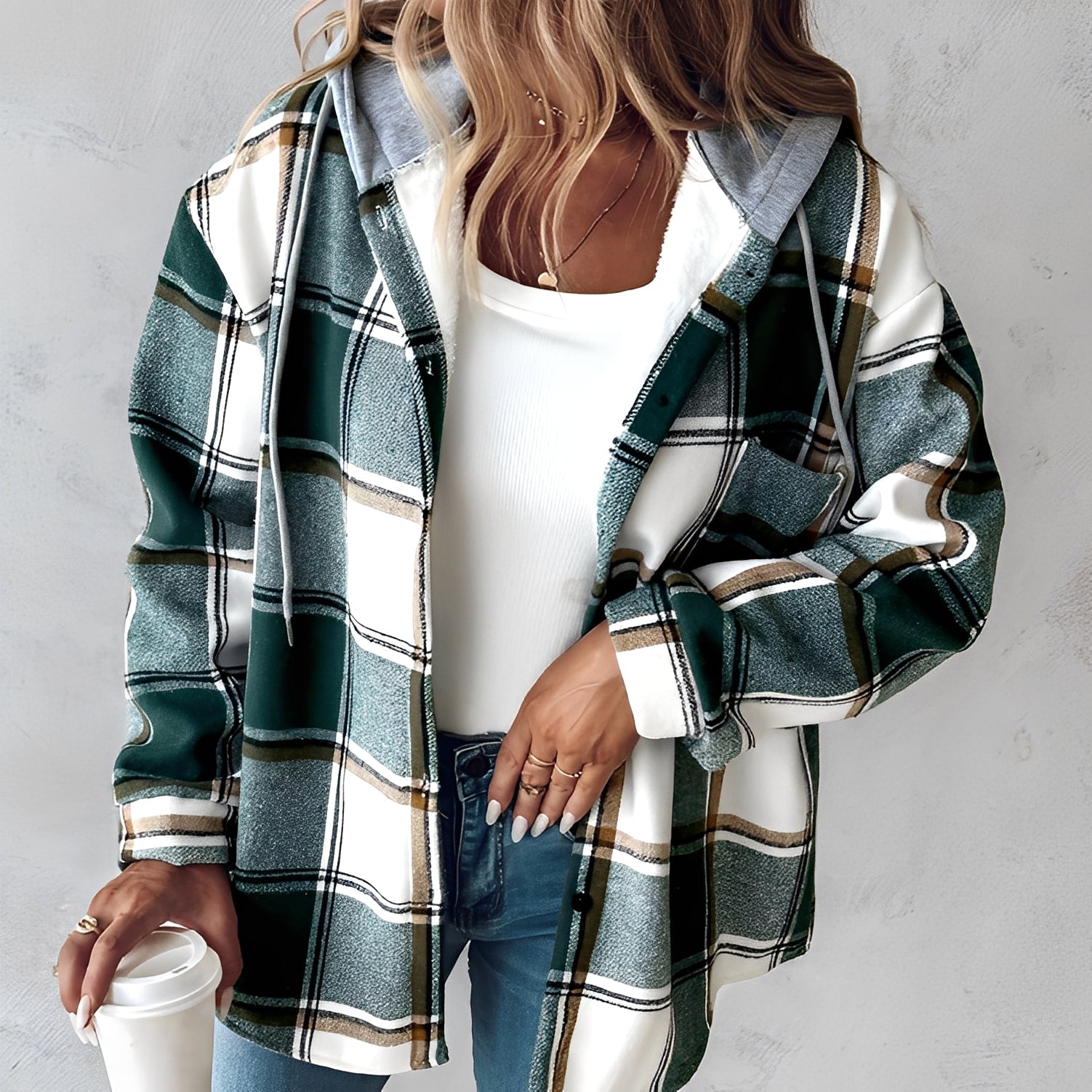 Briana - Komfortable, warme Damen-Kapuzenjacke