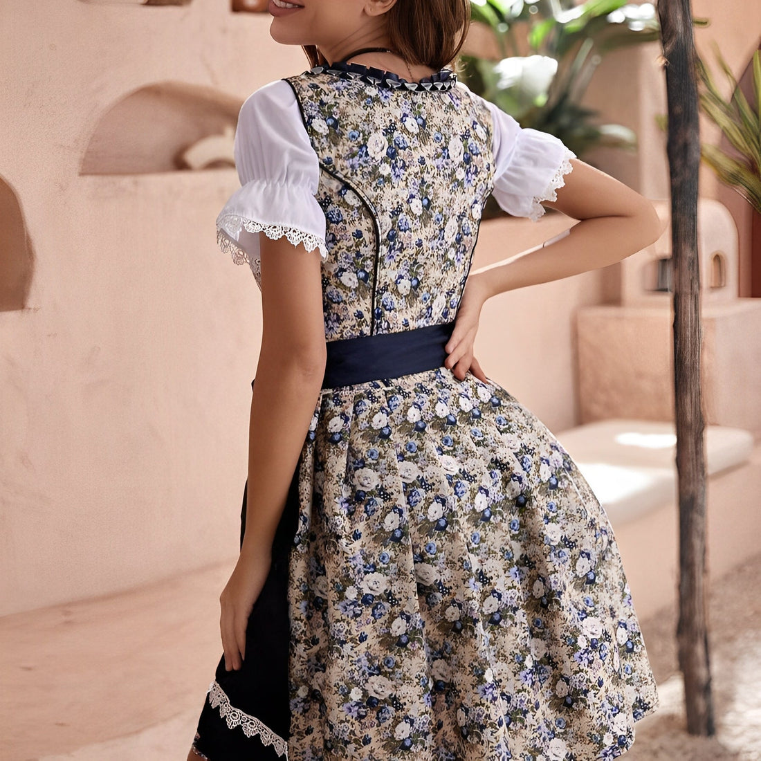 Viona - Elegantes Oktoberfestdirndl für Damen