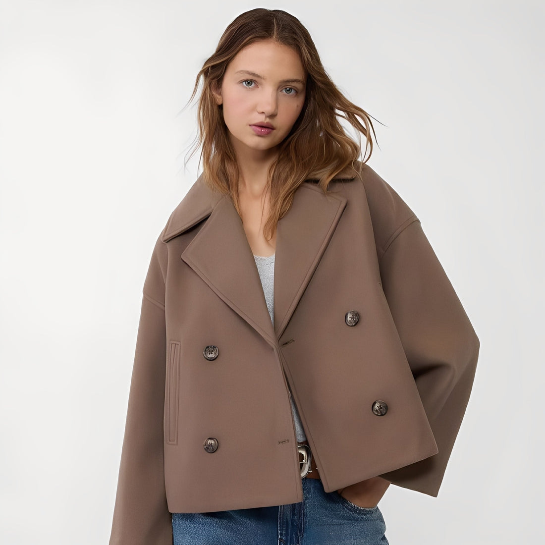Abegail - Bequeme, locker sitzende kurze Damenjacke
