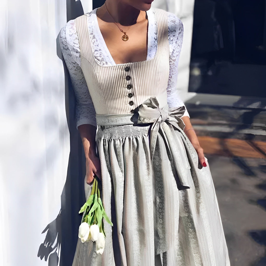 Eleanore - Lockeres Oktoberfest-Dirndl für Frauen