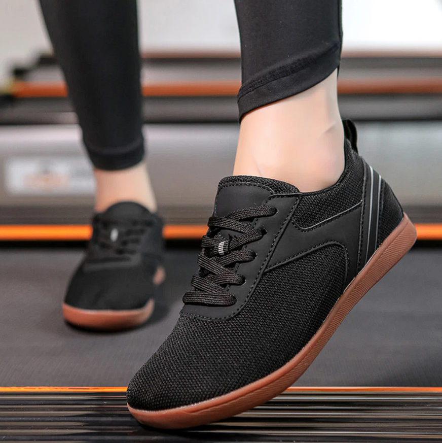 Logan - Atmungsaktive Barfußschuhe für Männer und Frauen
