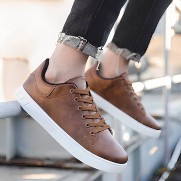 Jerome - Moderne flache Herrenschuhe aus Leder