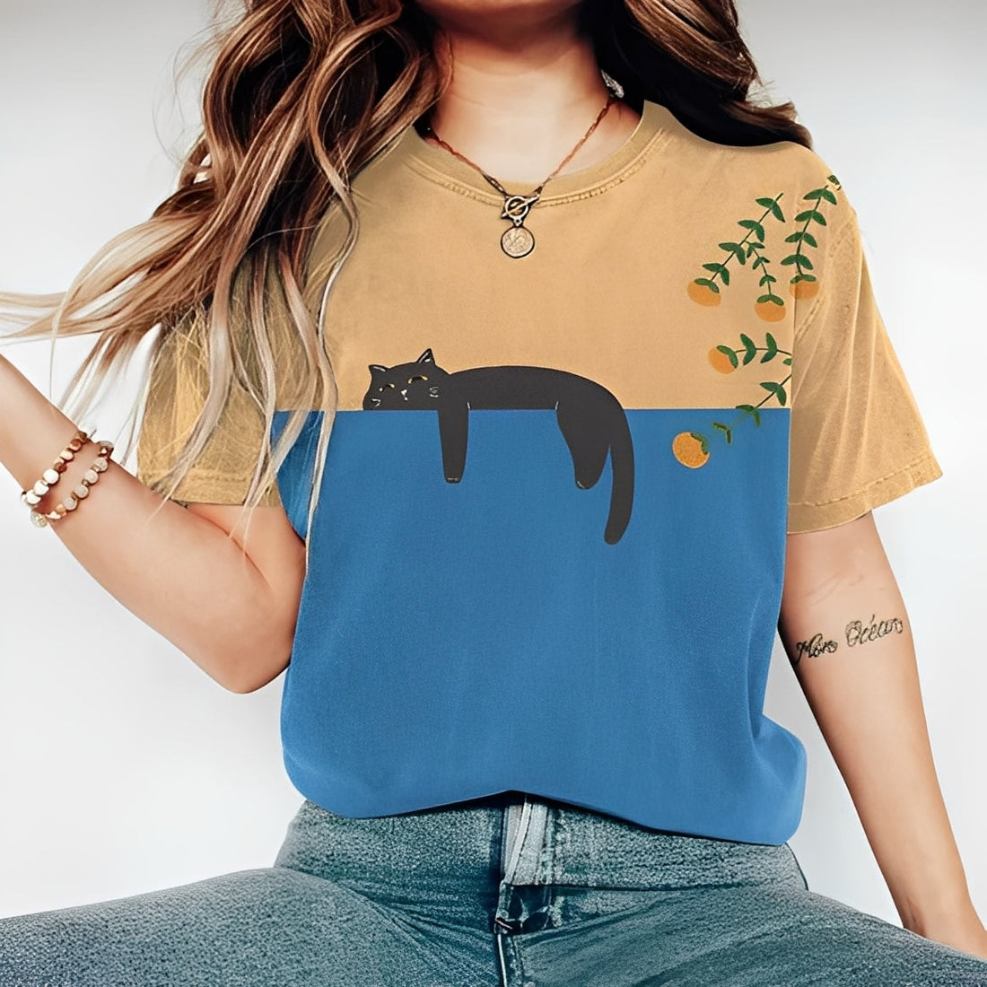 Alvina - Lockeres T-Shirt mit Design für Damen