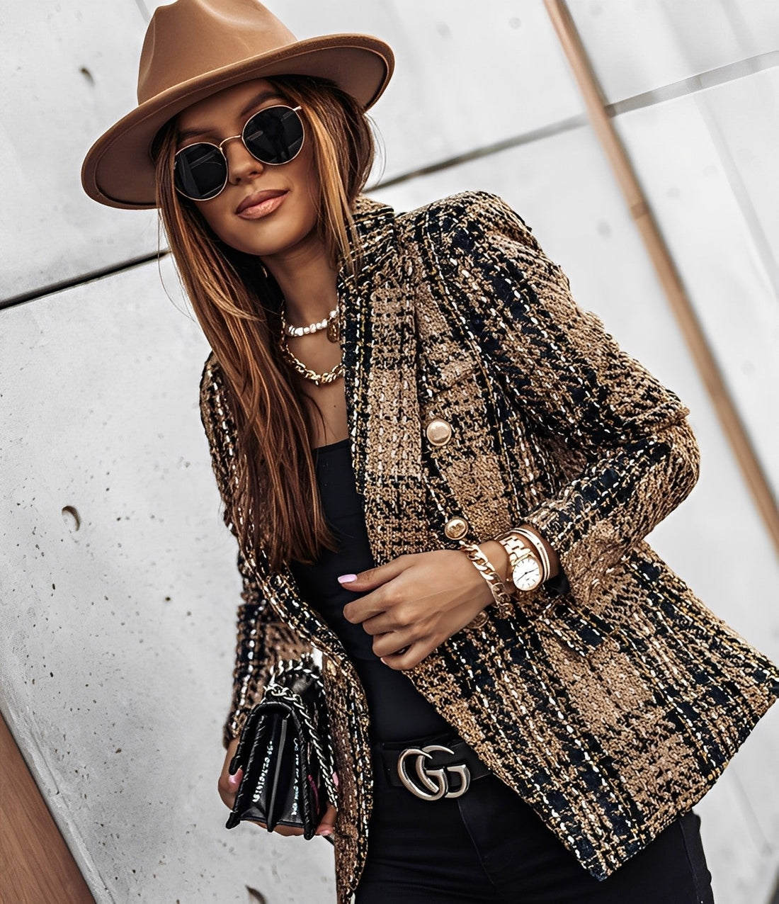 Cheri - Moderner, eng geschnittener Damenblazer mit Karo-Design