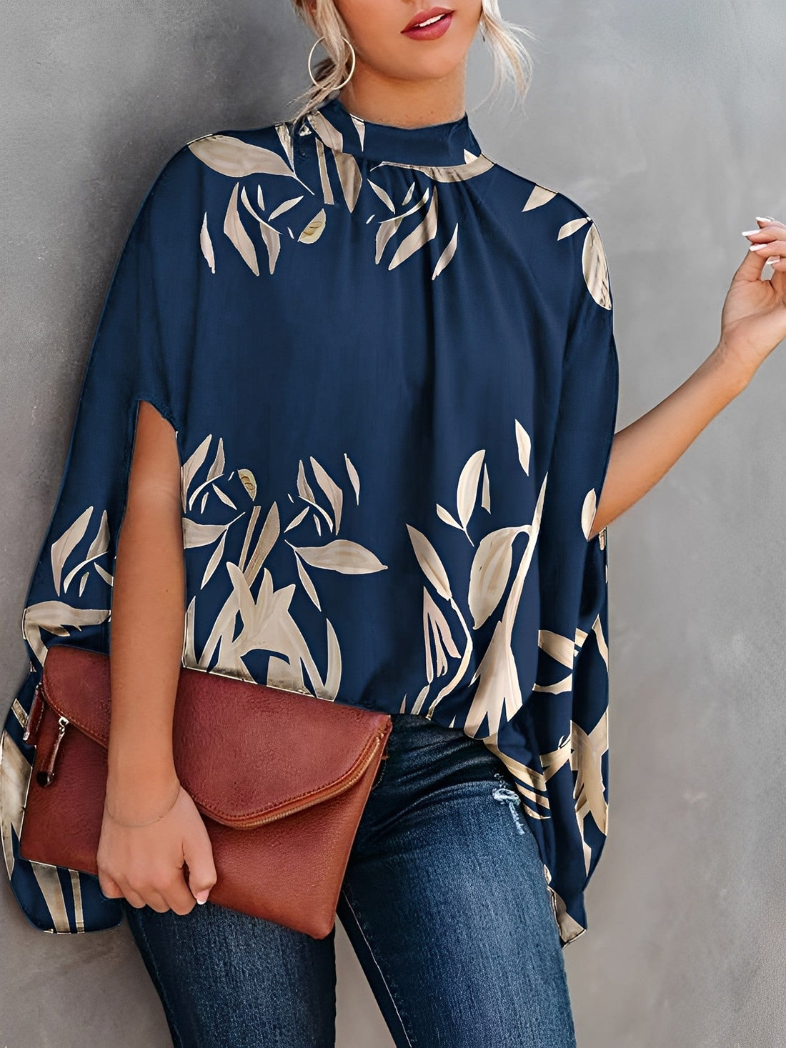 Nicola - Elegante Damenbluse mit Charme