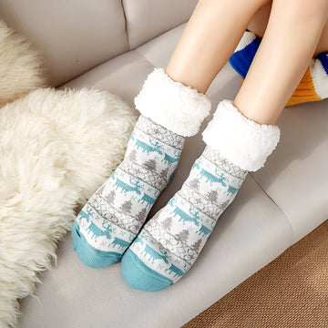 Clarice - Stylische mittellange Weihnachtssocken für Frauen