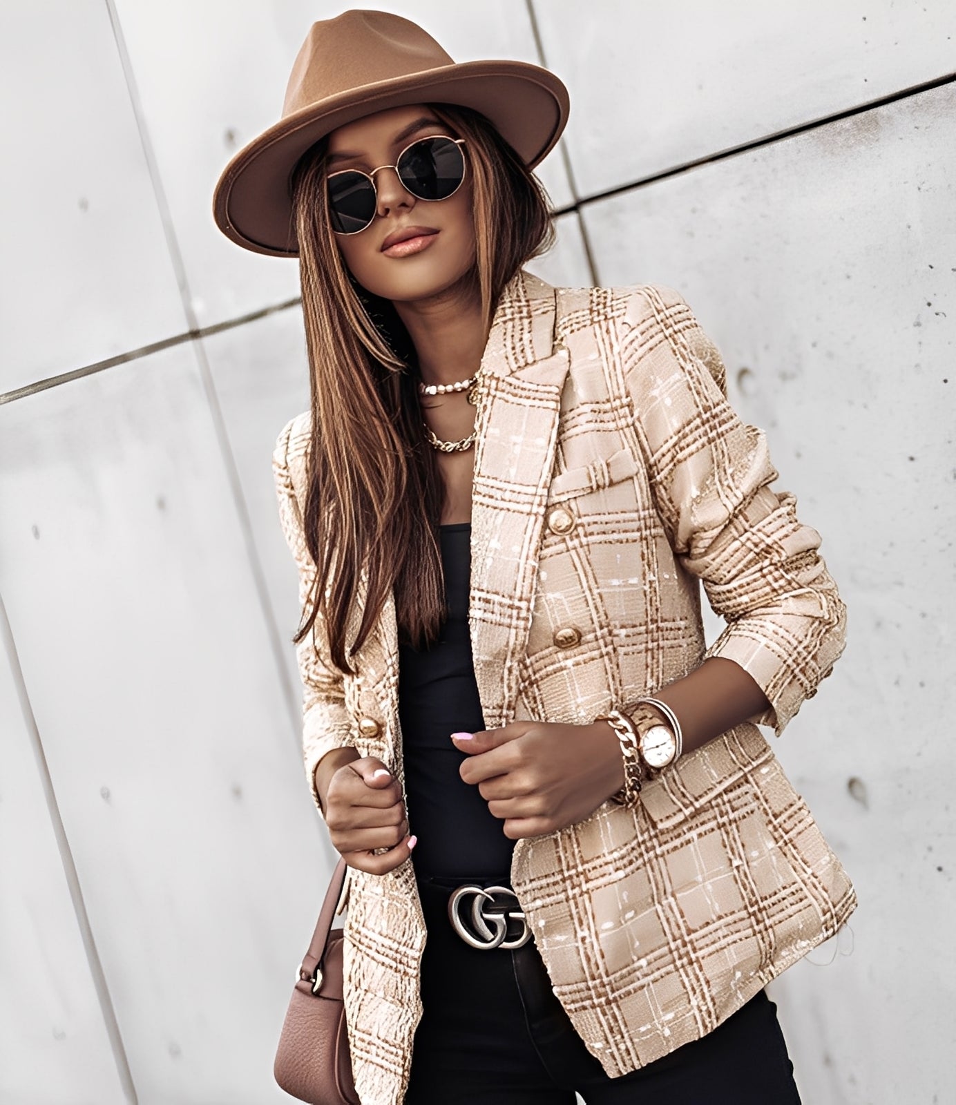 Cheri - Moderner, eng geschnittener Damenblazer mit Karo-Design