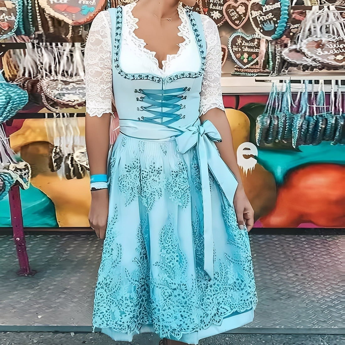 Mellony - Klassisches Dirndl im traditionellen Stil für Damen