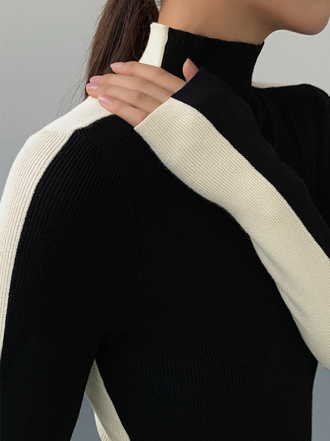 Tabea – Zwei-Farbiges Wendestricktop