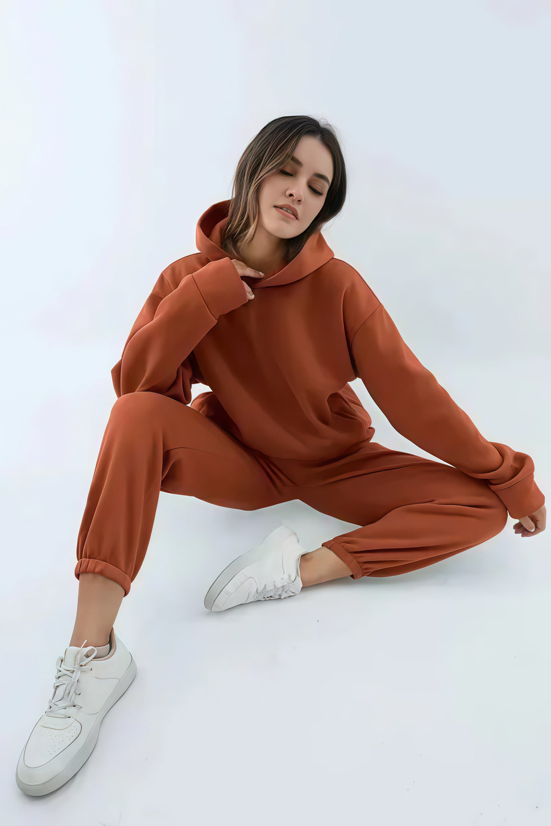 Asha - Gemütliches Set aus Kapuzenpullover und Jogginghose