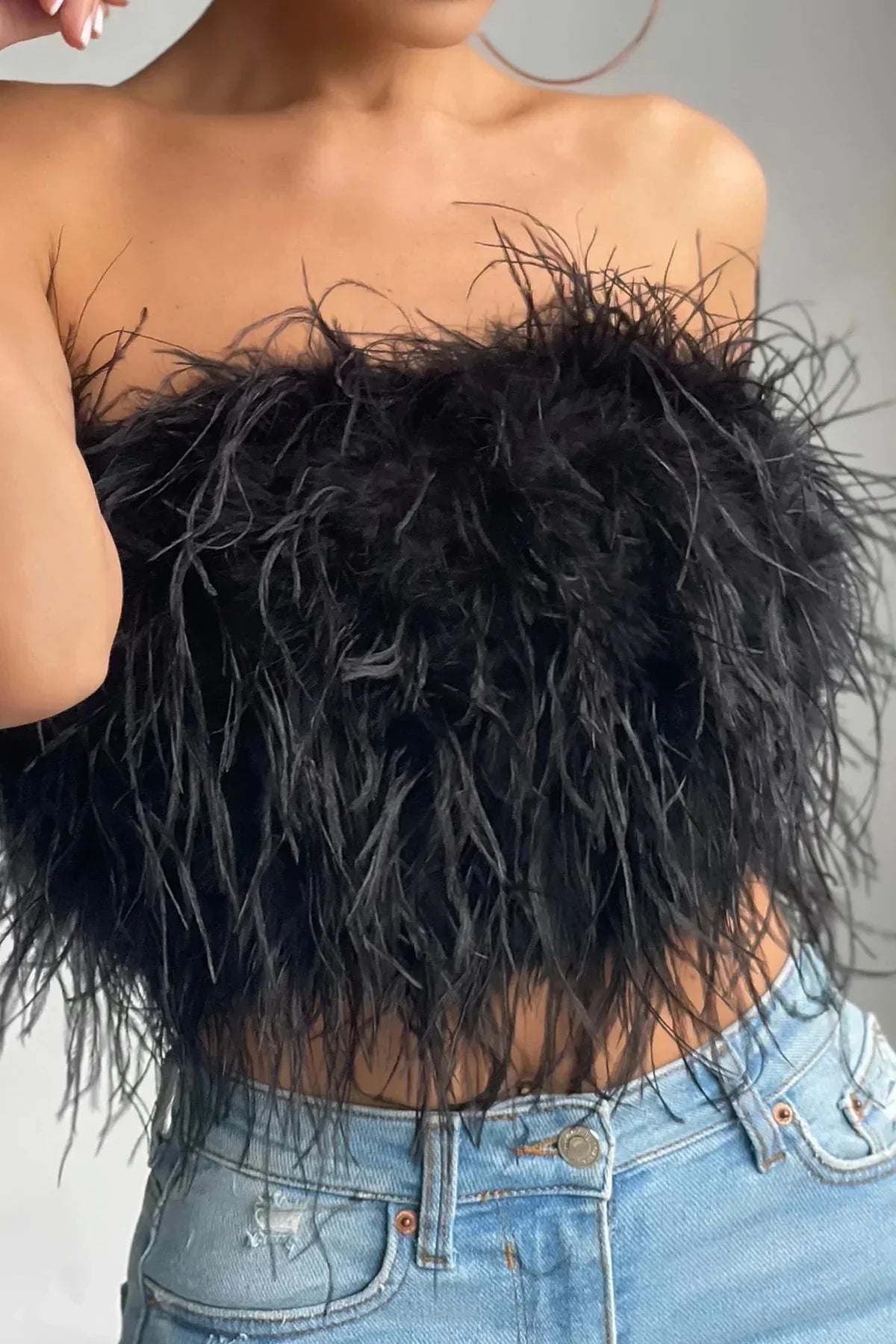 Katrine Feather Top | Stilfuld fjer-top er en top-trend i år-Boetiek Moda