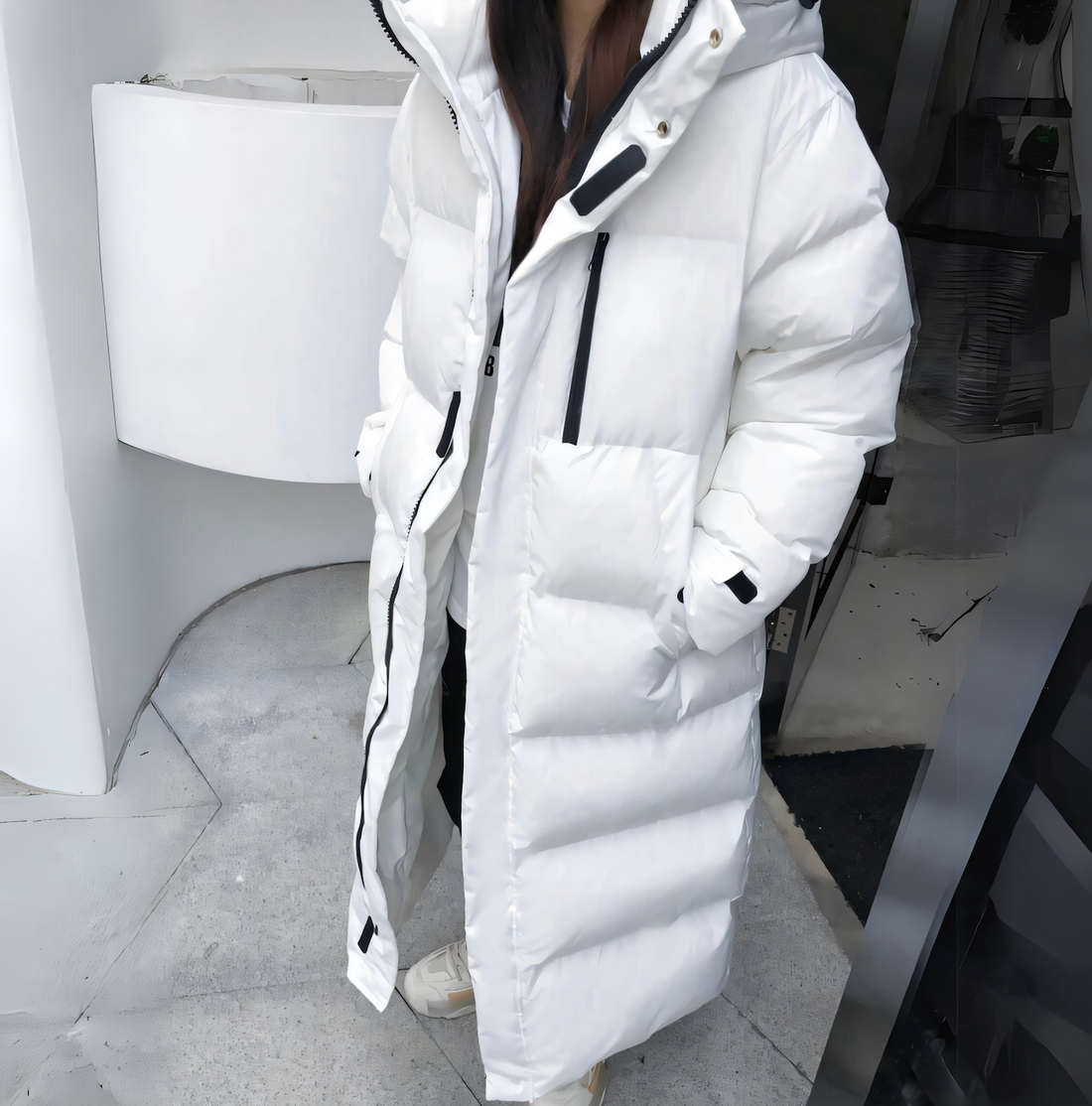 Satin - Lange windgeschützte Daunenjacke