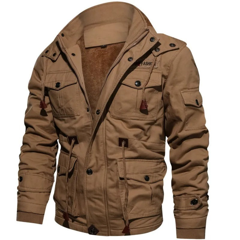 Albert - Taktische Winterjacke mit Kapuze, bereit für den Einsatz