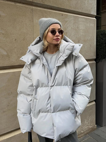 Nikole - Kurze, gefütterte Damen-Kapuzenjacke