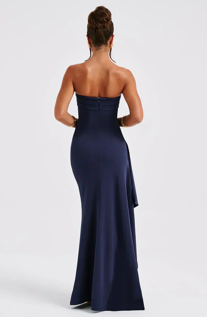 Ellaria - Maxikleid Schulterfrei, Verdreht & Elegant